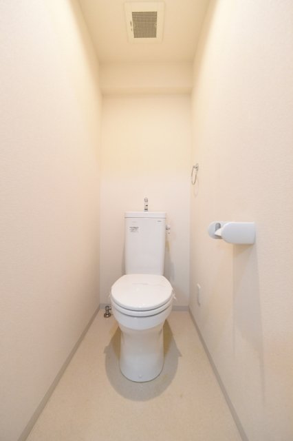 カルム赤坂 トイレ