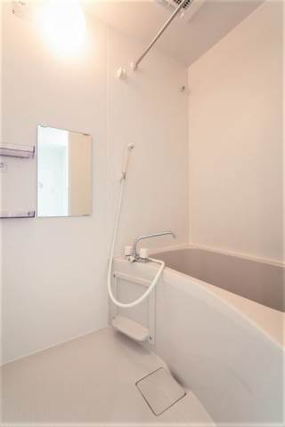 メゾン・ド・アンジュ武蔵関1階 お風呂