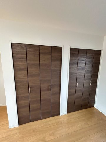 コンフォール駒込202号室 収納