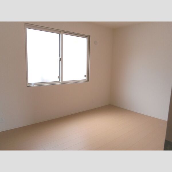 ハイネスCDFE　E102号室 洋室