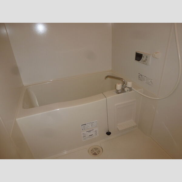 ヴァレッタ　B 浴室