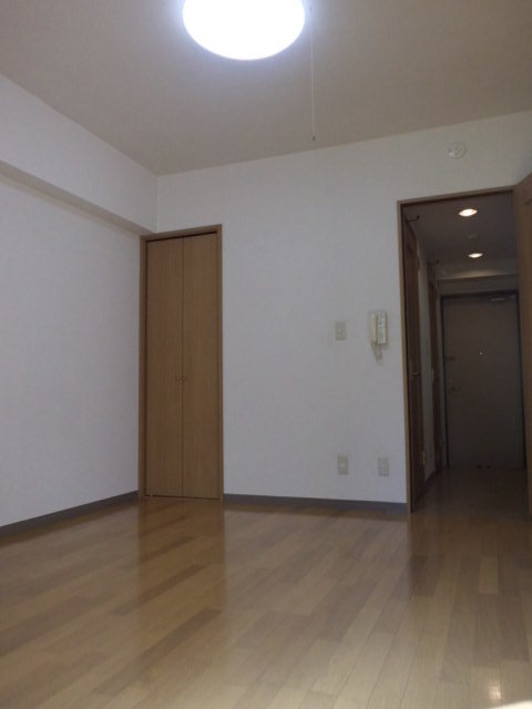 エディフィッシオ菊名0102号室 居室3