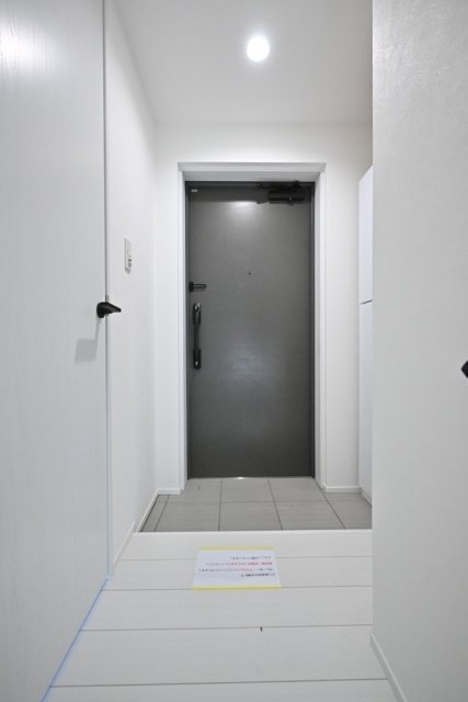 Ｔｈｅ　Ｒｅｓｉｄｅｎｃｅ　Ｎｉｈｏｎｂａｓｈｉ地下1階 玄関