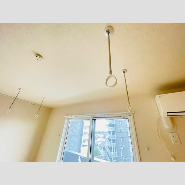 D-room surfside k2303号室 室内物干し