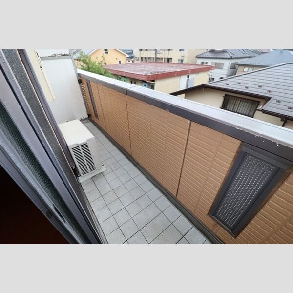 シャレー馬橋302号室 バルコニー