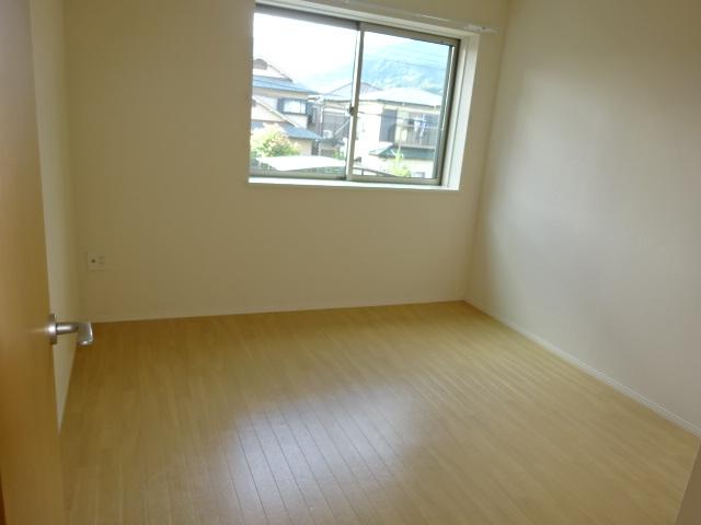 セレーノコトー203号室 洋室