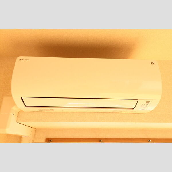 クリエール吉川105号室 エアコン