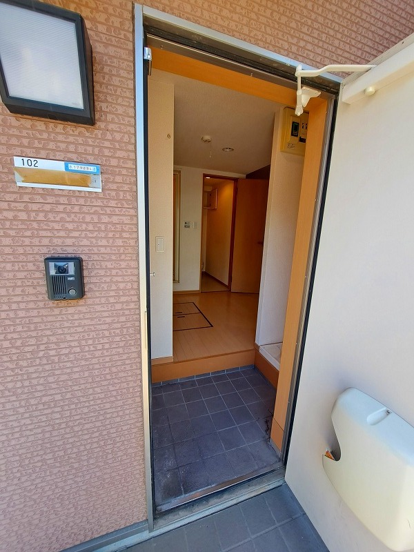 ドルフ南雪谷 玄関