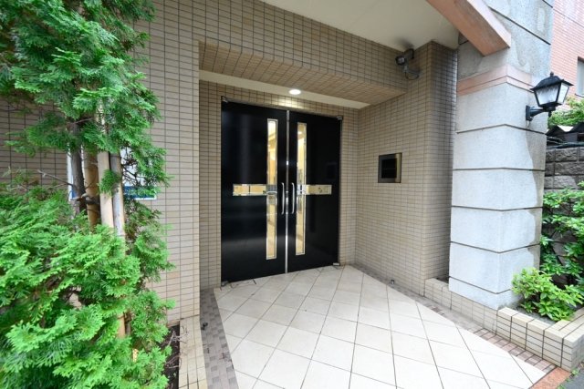 ステージファースト三軒茶屋アジールコート エントランス