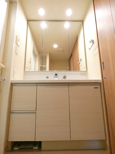 ライオンズ横浜新子安ハーバーコート 洗面所