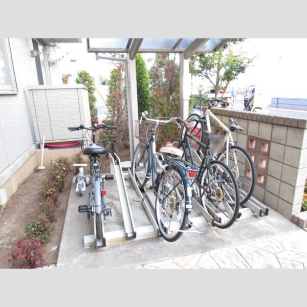 ソーレ　ルーチェ 駐輪場