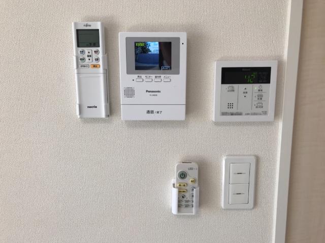 フォレスタ湘南201号室 カメラ付インターホン