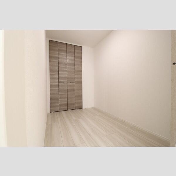 コリーヌヴェール日進105号室 洋室3帖