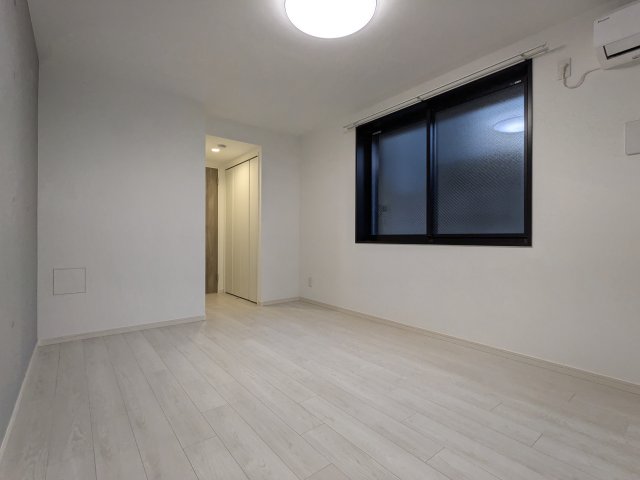 グランピア中野坂上0105号室 リビング