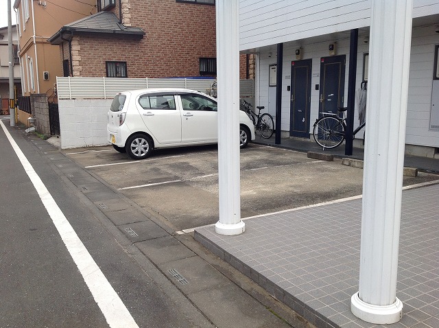 レオパレスＫｏｂａｙａｓｈｉ201号室 ロフト