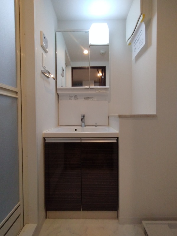 ジーベック小竹向原3階 洗面