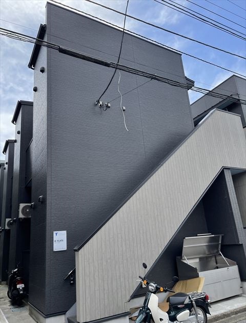 Ｂ・ＦＬＡＴＳの外観画像