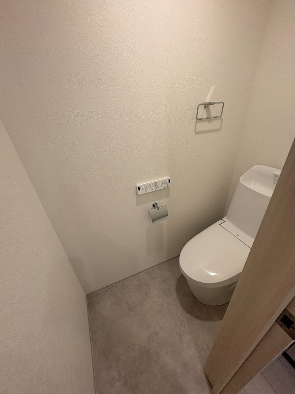 エトワールヴァリ　プレリュード1階 ※105号室は反転