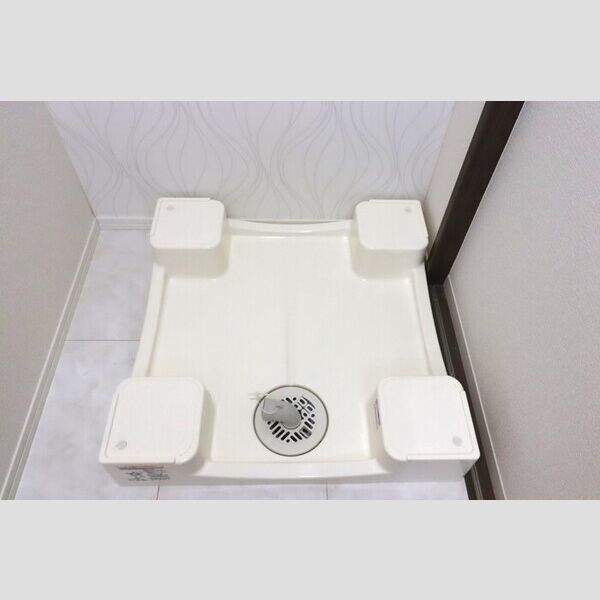 アザレア　A 室内洗濯機置き場