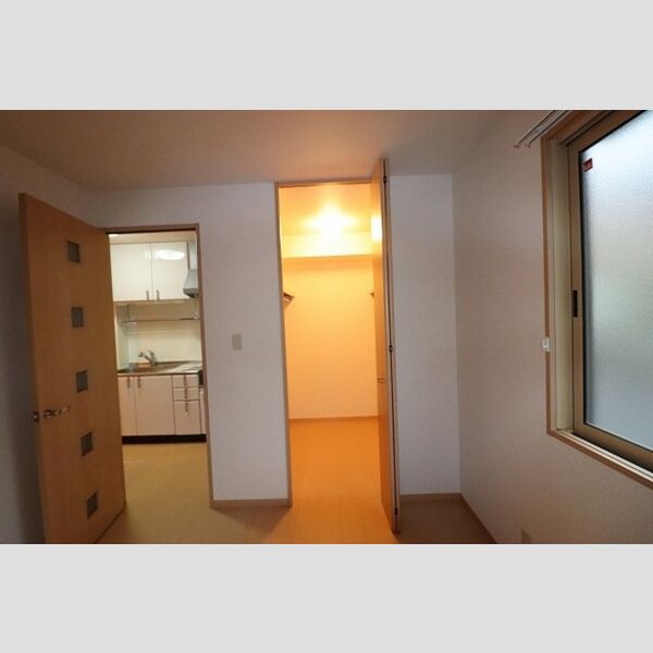 クレール岩瀬 ウォークインクローゼット