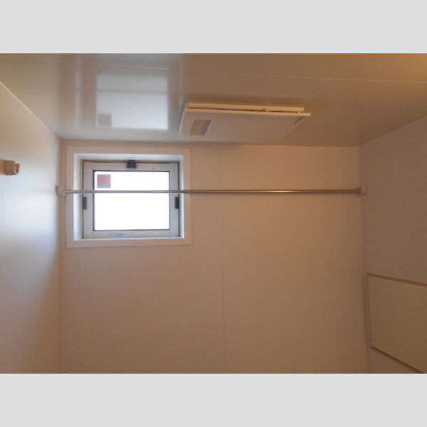 アゼリア松戸211号室 浴室換気乾燥機