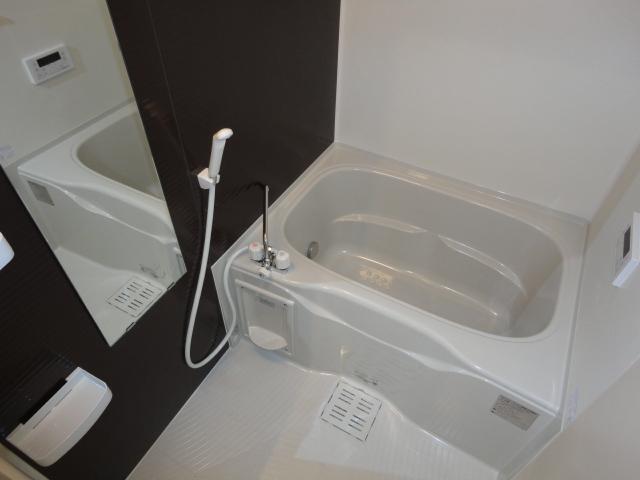 Ｐｅｔｉｔｅ　Ｌｕｍｉｅｒｅ バス（イメージ）