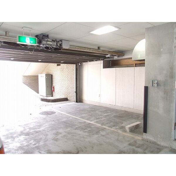 雪ノ下ハウス 駐車場