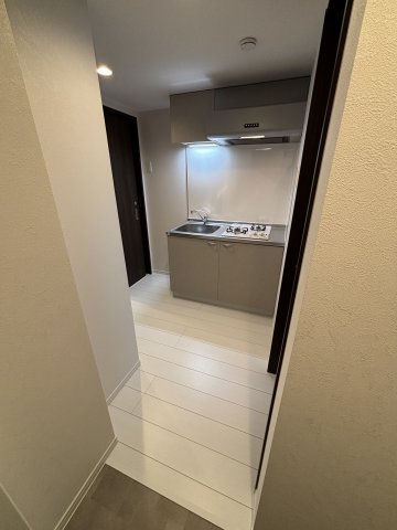 ウィンメゾン薬園台0105号室 玄関