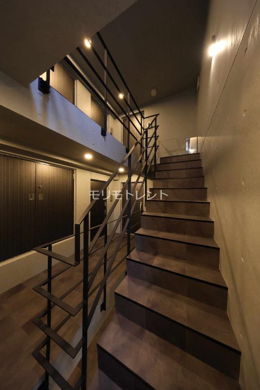 アトリオフラッツ西池袋3階 共用廊下