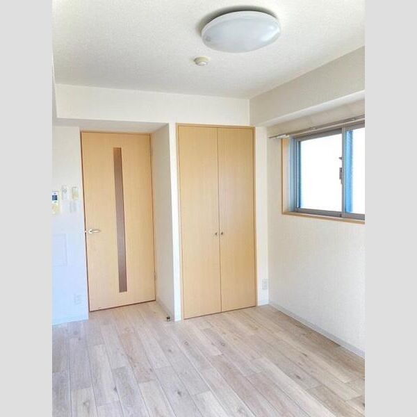 S-FORT本八幡Mairie 玄関