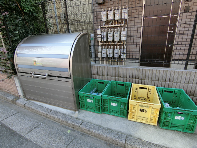 グランクオール朝霞2階 敷地内ゴミストッカー