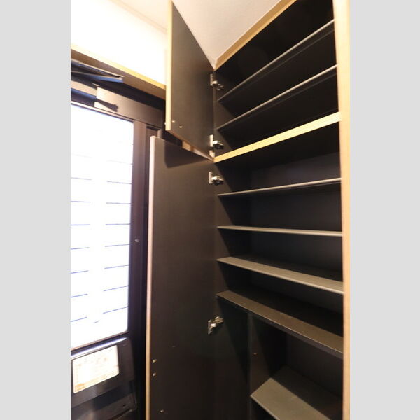 クローカス　Ⅱ101号室 シューズボックス