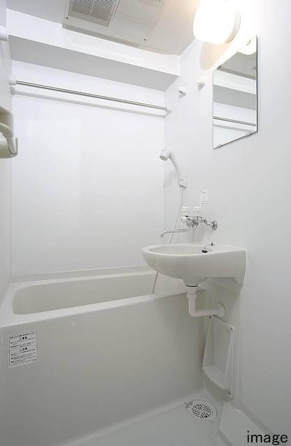 ガラ・シティ神田淡路町8階 日々の暮らしに欠かせないお風呂です