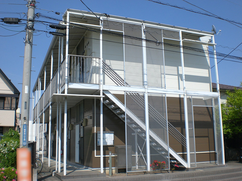 レオパレスシャルマンの外観画像