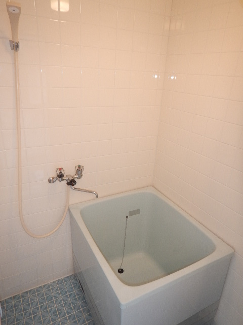 カルタス２１菊川2階 お風呂