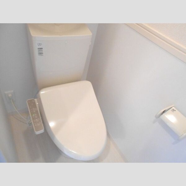レセンテ西浦和202号室 温水洗浄暖房便座