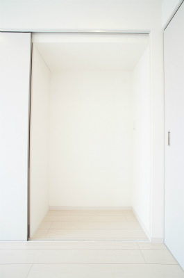 リブリ・ビラ綱島2階 収納