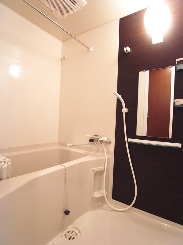 リブリ・パーシモン2階 お風呂