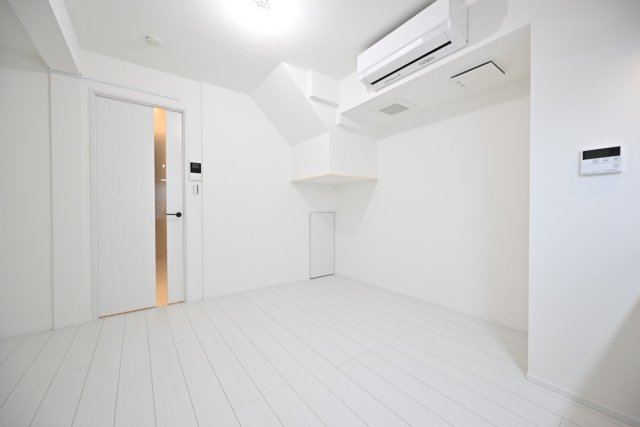 Ｔｈｅ　Ｒｅｓｉｄｅｎｃｅ　Ｎｉｈｏｎｂａｓｈｉ地下1階 リビング