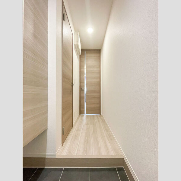 セレスティア江戸川Ⅲ102号室 玄関