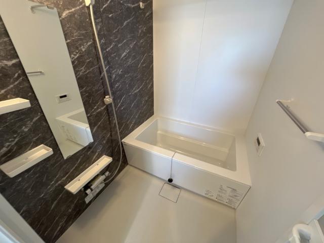 フリーダムファン バス