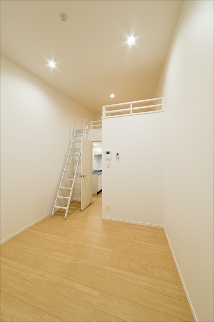 ｉｏ　ＬｕＣｅ　 リビング