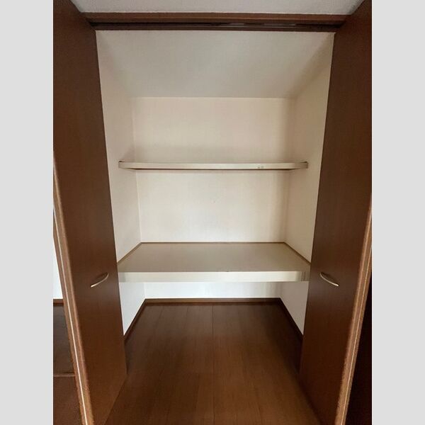 リヴェール文 物入