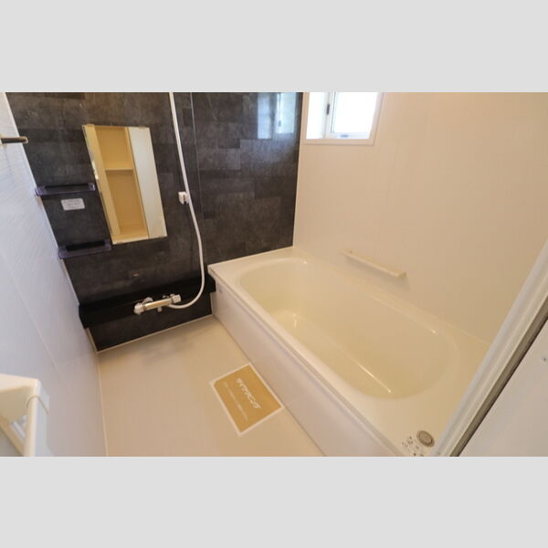 ルヴェデュソレイユ バスルーム