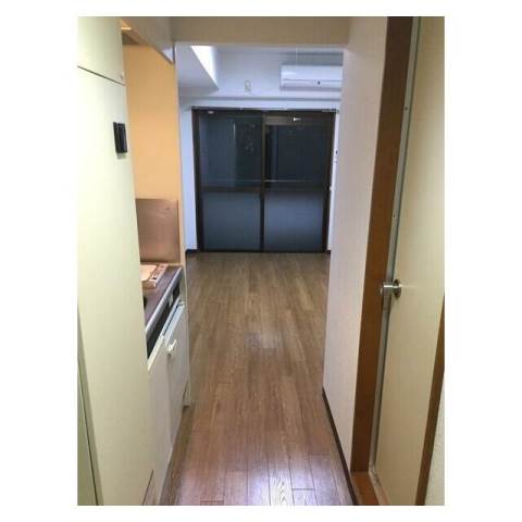 エスケイケイビル1階 玄関