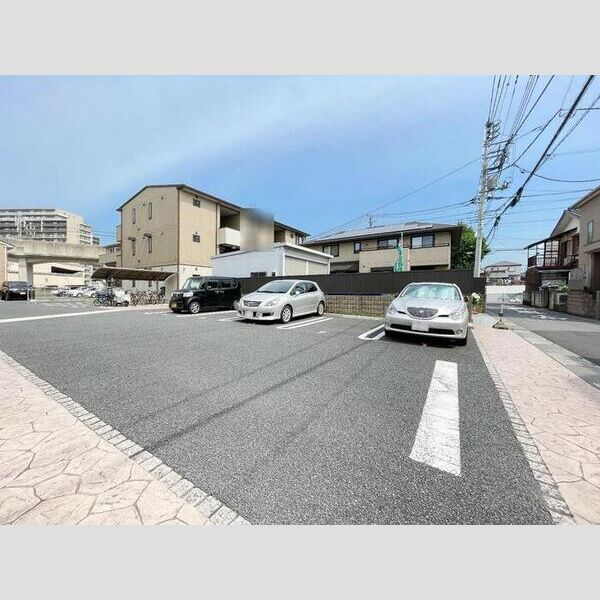 プランドール谷中　D 駐車場
