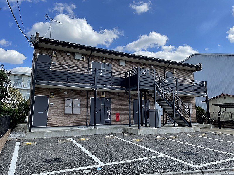 レオネクストパインヒルⅢの外観画像