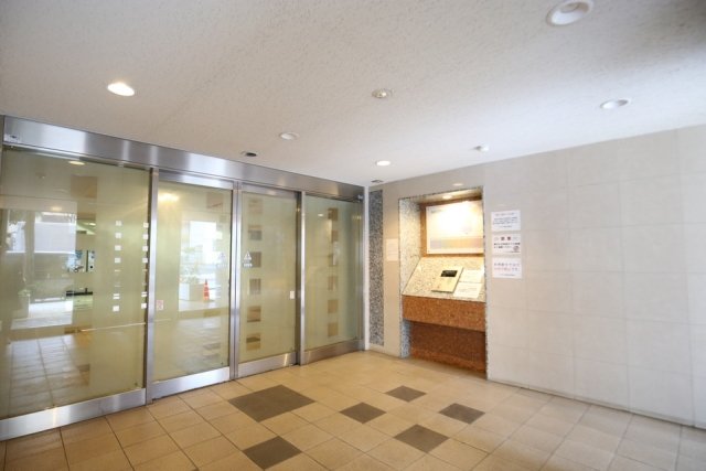 ＬＡ.　ＰＲＹＬＥ新横浜 エントランス