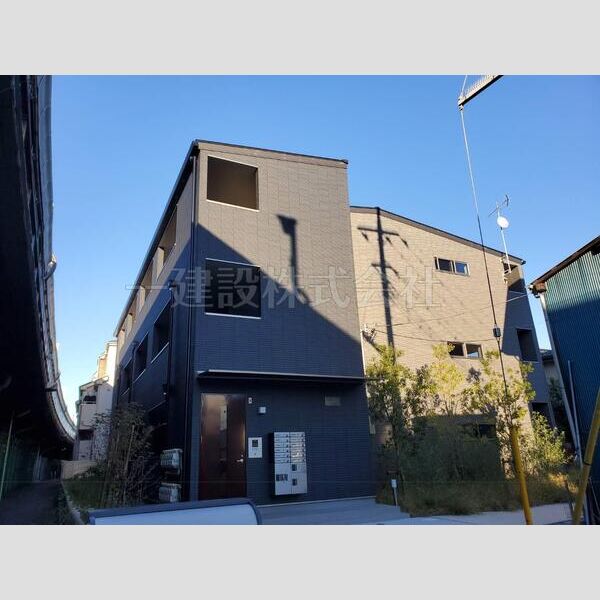 リーブルファイン成城学園前204号室 外観