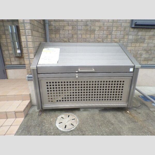 リヴェール ゴミ置き場